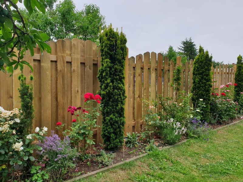Wood Fence Contractors